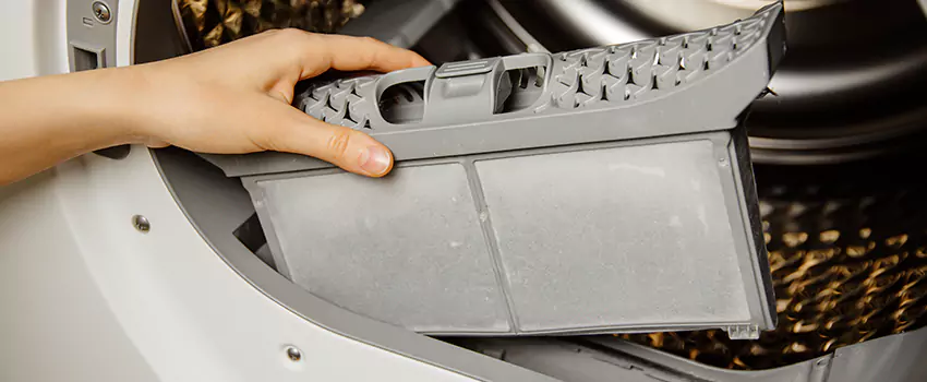 Signs Of A Clogged Dryer Lint Trap in Denison, Texas
